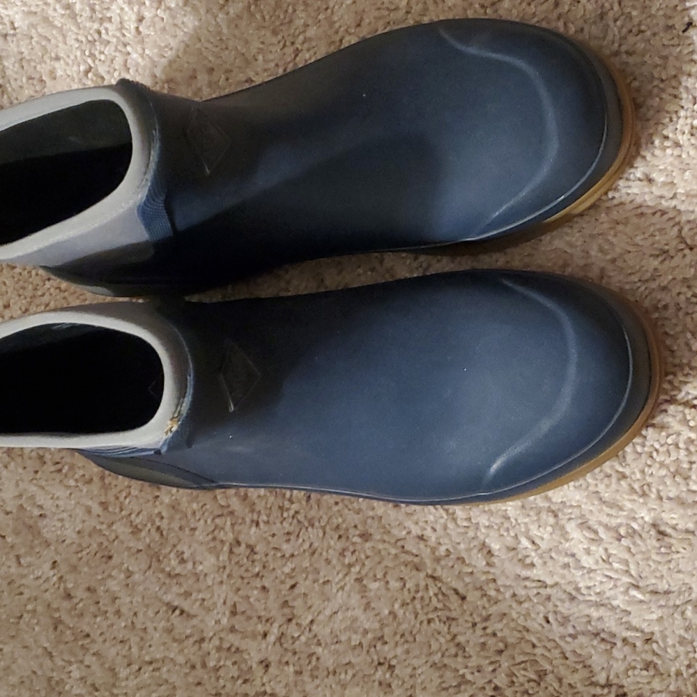 Mid Rise Muck Boots